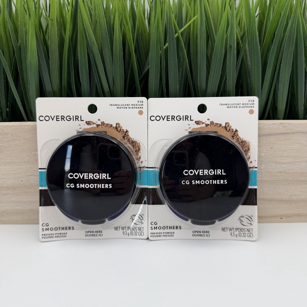 (2) Covergirl CG Smoothers Pressed Powder Compact 715 Translucent MEDIUM